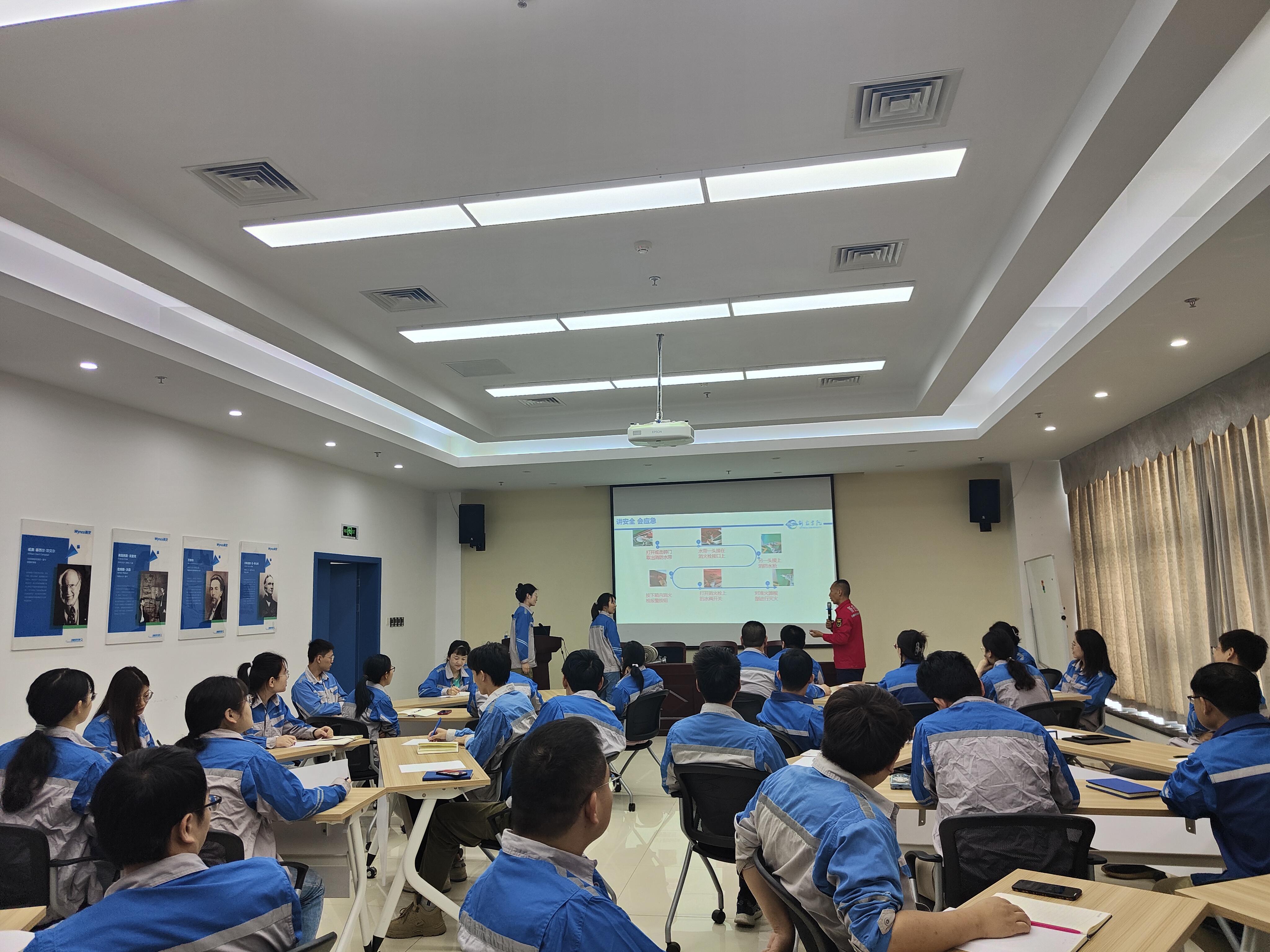 1723769150125070S9GA.jpg 1723769150125070S9GA.jpg